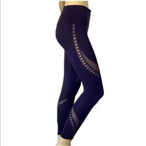 Lululemon Reveal 7/8 Tight (Posy 25")